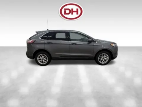 Photos of 2023 Ford Edge SEL for sale in Waverly, IA at Dale Howard Auto Center of Waverly