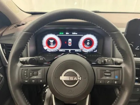 More photos of 2023 Nissan Rogue Platinum at Dale Howard Auto Center of Waverly, IA