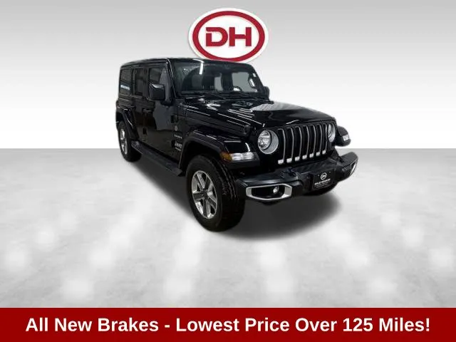Black 2019 Jeep Wrangler Unlimited Sahara for sale in Waverly, IA
