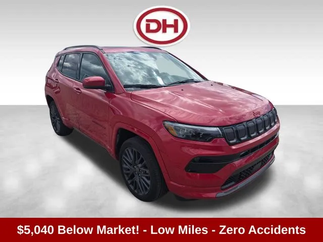 Red 2022 Jeep Compass Limited for sale in Waverly, IA