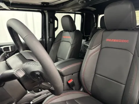 More photos of 2026 Jeep Gladiator Rubicon X at Dale Howard Auto Center of Waverly, IA