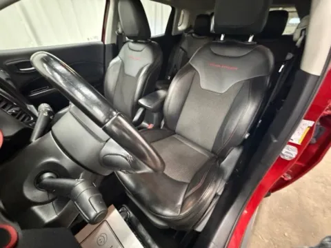 More photos of 2020 Jeep Compass Trailhawk at Dale Howard Auto Center of Waverly, IA