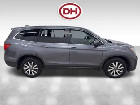 Photos of 2019 Honda Pilot EX-L for sale in Waverly, IA at Dale Howard Auto Center of Waverly