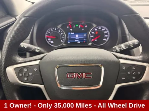 More photos of 2022 GMC Terrain SLE at Dale Howard Auto Center of Waverly, IA