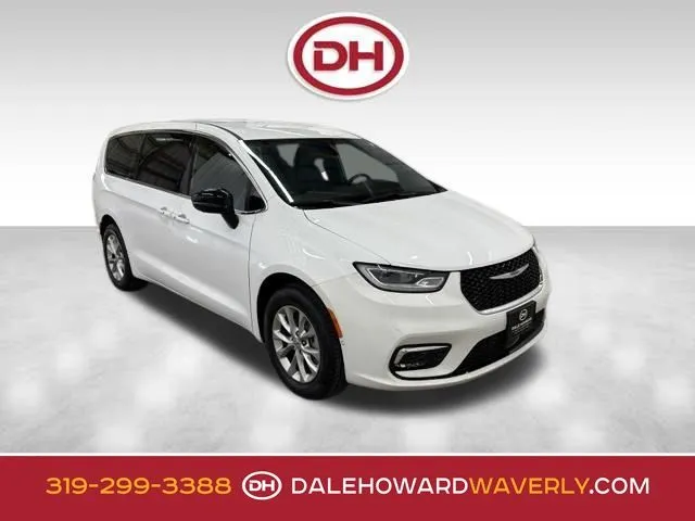 White 2025 Chrysler Pacifica Select for sale in Waverly, IA