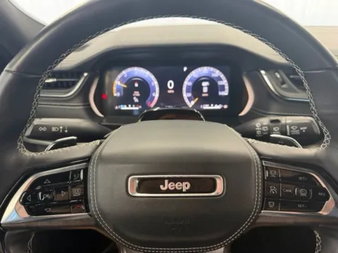 More photos of 2025 Jeep Grand Cherokee Overland at Dale Howard Auto Center of Waverly, IA