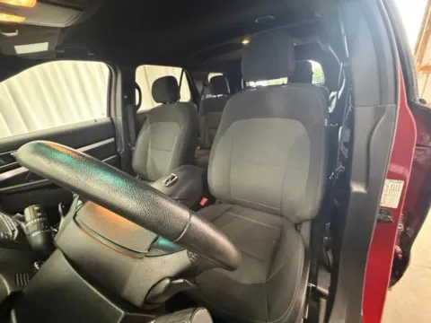 More photos of 2017 Ford Explorer XLT at Dale Howard Auto Center of Waverly, IA