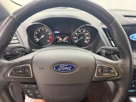 More photos of 2017 Ford Escape SE at Dale Howard Auto Center of Waverly, IA