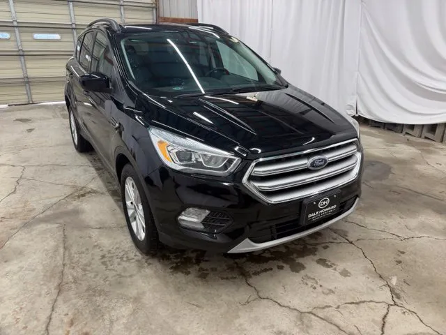 Black 2017 Ford Escape SE for sale in Waverly, IA