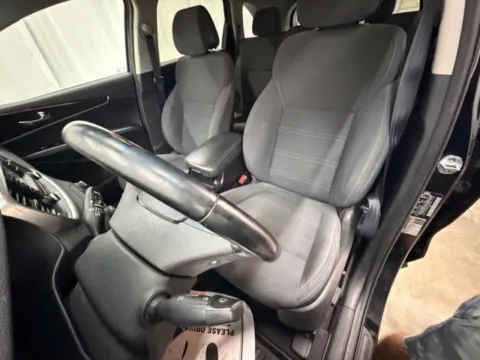 More photos of 2016 Kia Sorento LX at Dale Howard Auto Center of Waverly, IA
