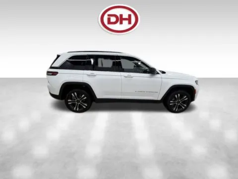 Photos of 2027 Jeep Grand Cherokee Limited for sale in Waverly, IA at Dale Howard Auto Center of Waverly