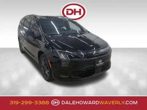 Black 2027 Chrysler Pacifica Limited for sale in Waverly, IA