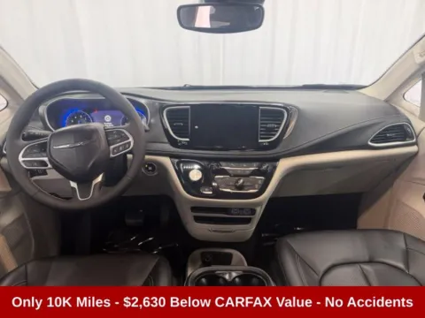 More photos of 2024 Chrysler Pacifica Touring L at Dale Howard Auto Center of Waverly, IA