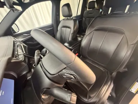 More photos of 2025 Jeep Grand Cherokee L Limited at Dale Howard Auto Center of Waverly, IA