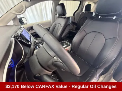 More photos of 2024 Chrysler Pacifica Touring L at Dale Howard Auto Center of Waverly, IA