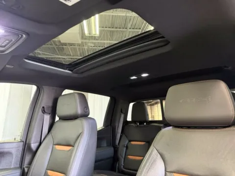 More photos of 2020 GMC Sierra 1500 AT4 at Dale Howard Auto Center of Waverly, IA