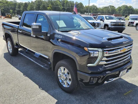 More photos of 2024 Chevrolet Silverado High Country at Gaye Chevrolet, NC
