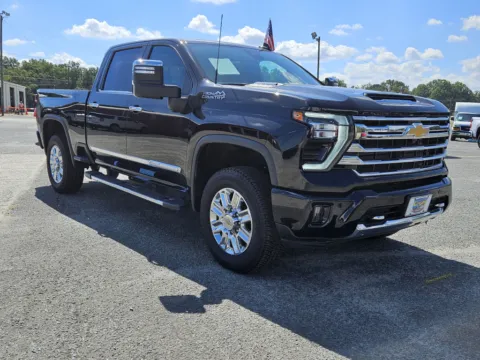 More photos of 2024 Chevrolet Silverado High Country at Gaye Chevrolet, NC
