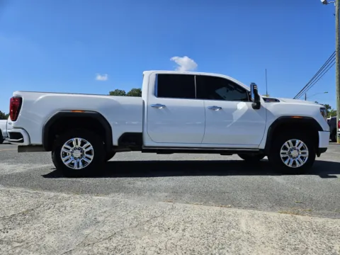 More photos of 2022 GMC Sierra Denali at Gaye Chevrolet, NC