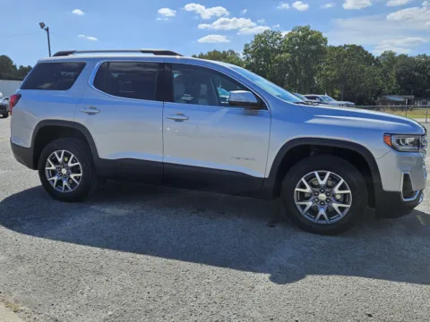 More photos of 2020 GMC Acadia SLT at Gaye Chevrolet, NC