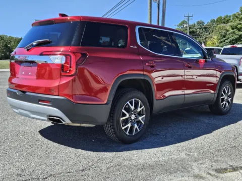 More photos of 2023 GMC Acadia SLE at Gaye Chevrolet, NC