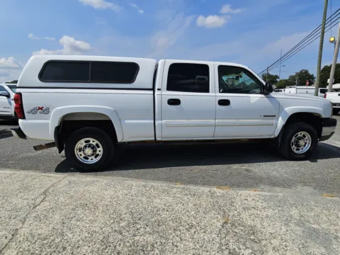 More photos of 2004 Chevrolet Silverado LT at Gaye Chevrolet, NC