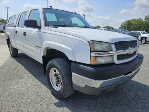 More photos of 2004 Chevrolet Silverado LT at Gaye Chevrolet, NC