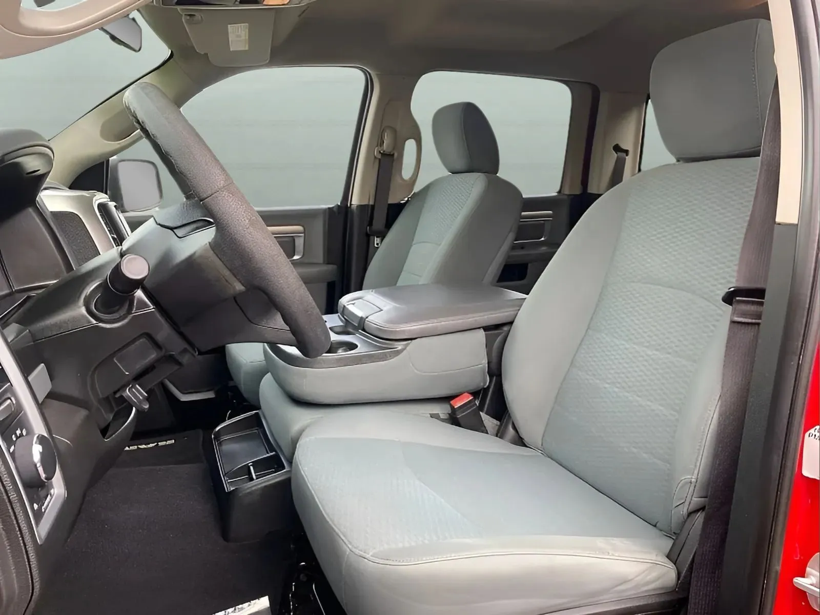 2020 RAM Ram 1500 Classic SLT - Photo 17
