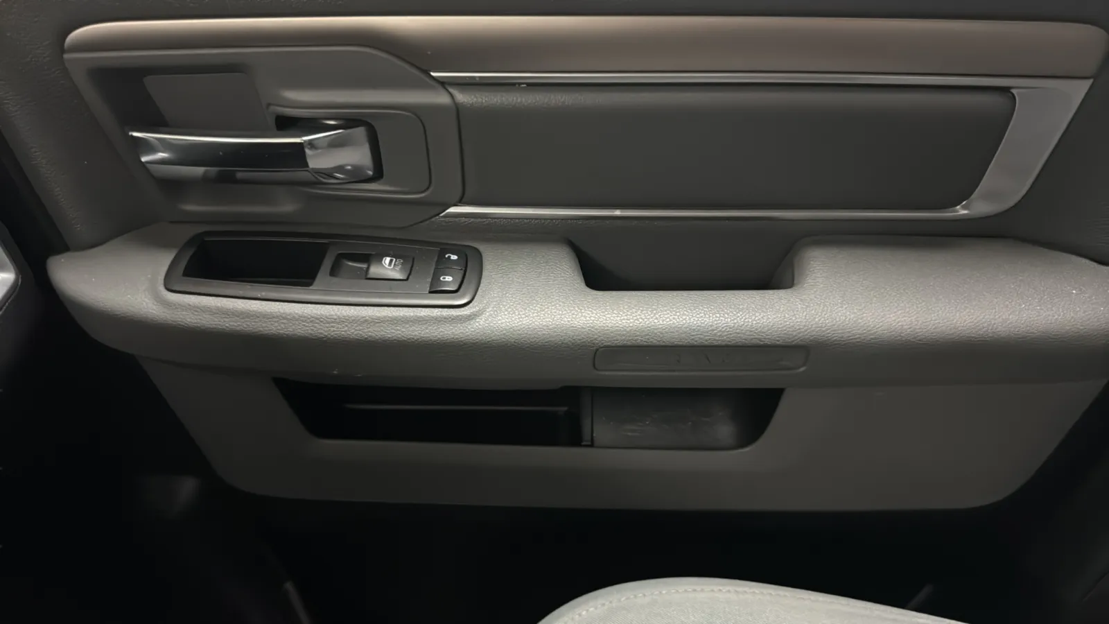2017 RAM Ram 1500 Pickup Big Horn - Photo 17