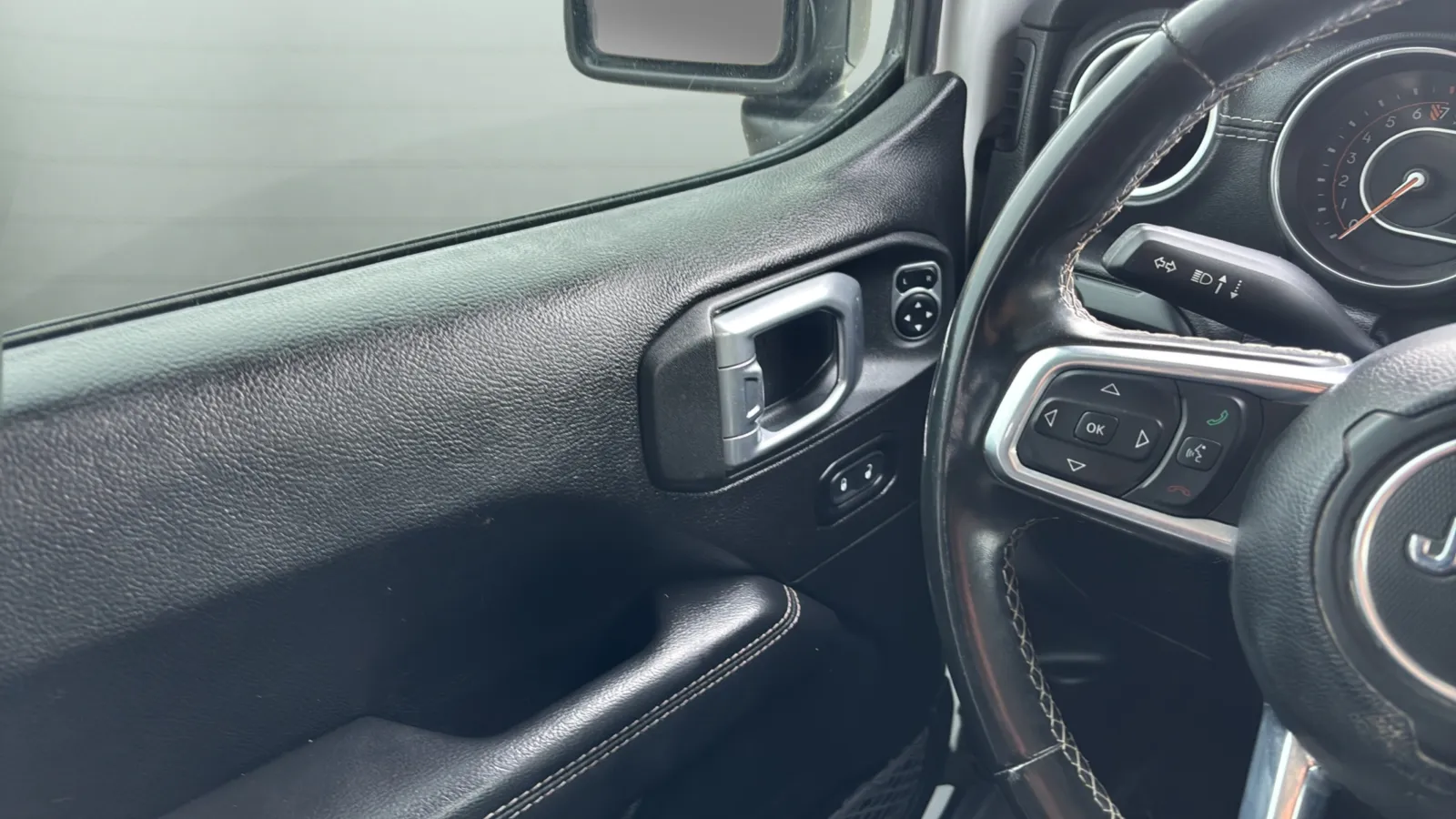 2020 Jeep Gladiator Overland - Photo 17