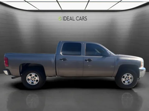 More photos of 2013 Chevrolet Silverado 1500 LT at Ideal Cars - Broadway, AZ