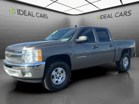 Gray 2013 Chevrolet Silverado 1500 LT for sale in Mesa, AZ