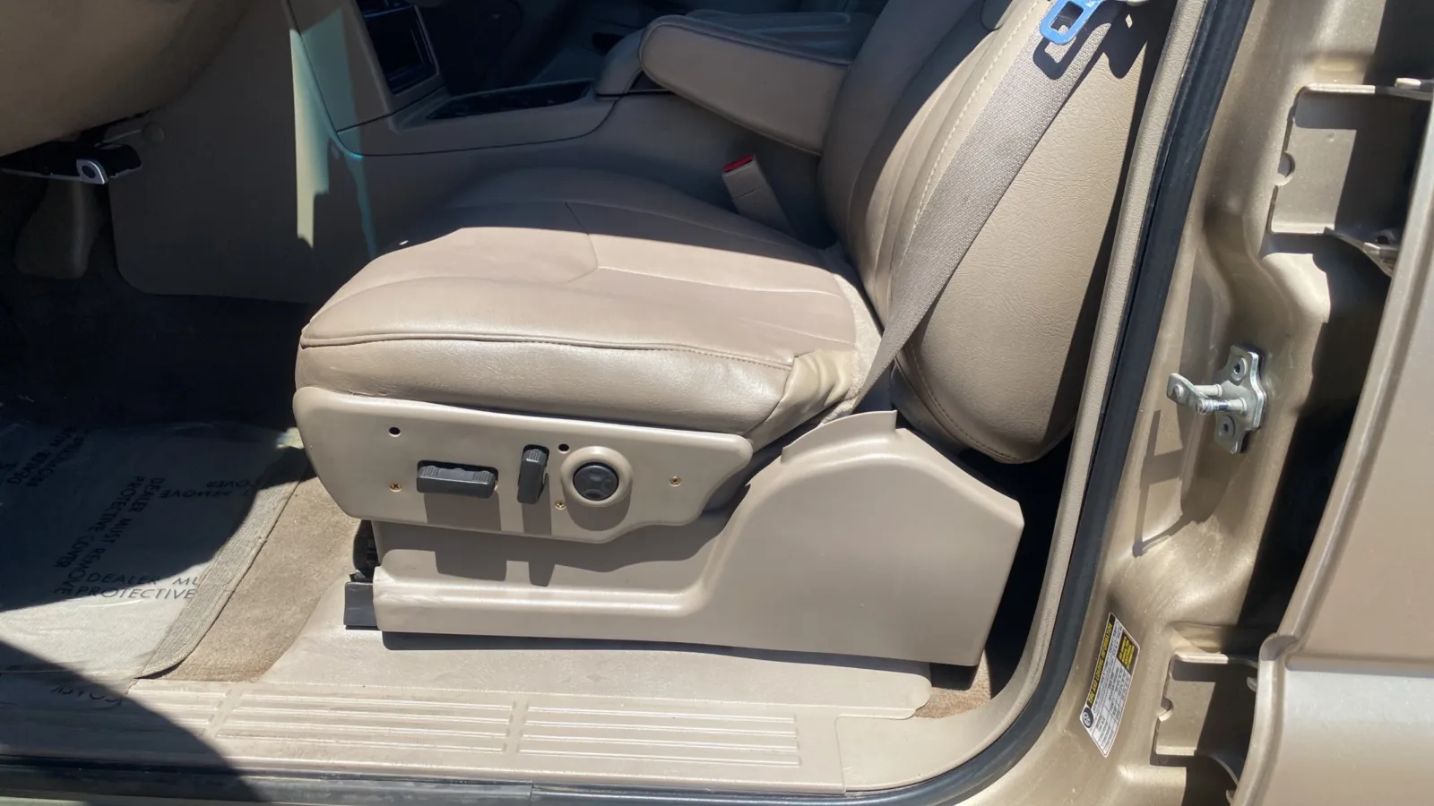 2004 Chevrolet Silverado 2500HD LS - Photo 19