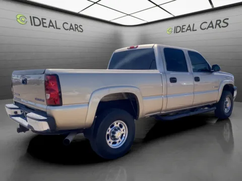 More photos of 2004 Chevrolet Silverado 2500HD LS at Ideal Cars - Broadway, AZ