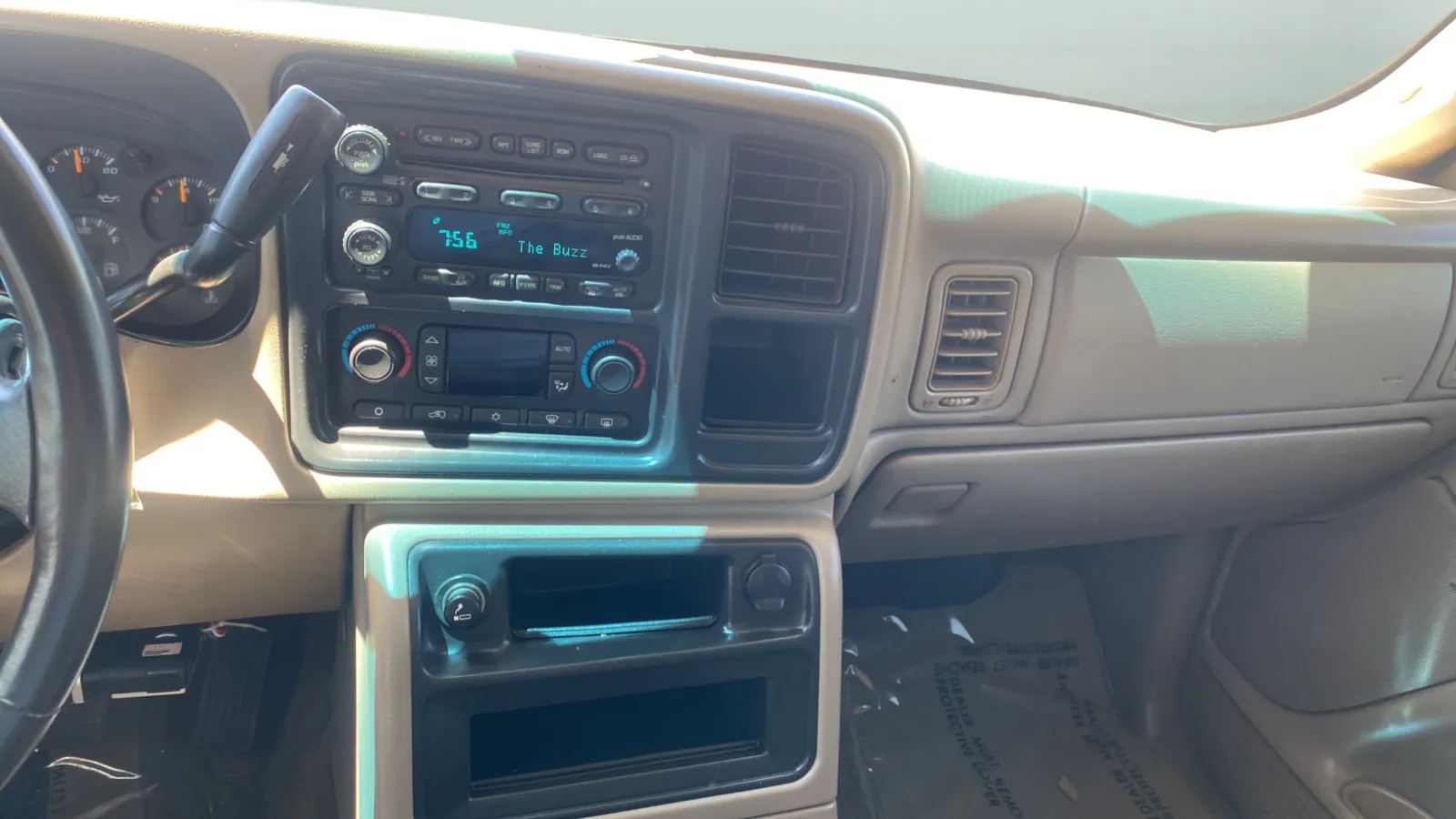 2004 Chevrolet Silverado 2500HD LS - Photo 17