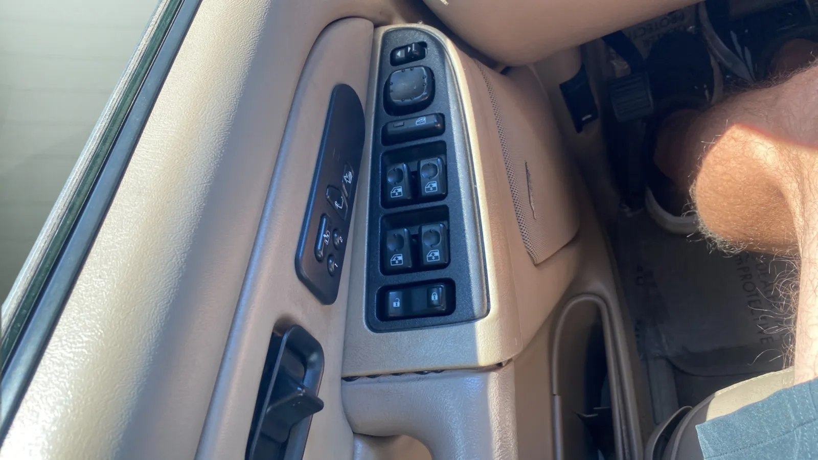 2004 Chevrolet Silverado 2500HD LS - Photo 18