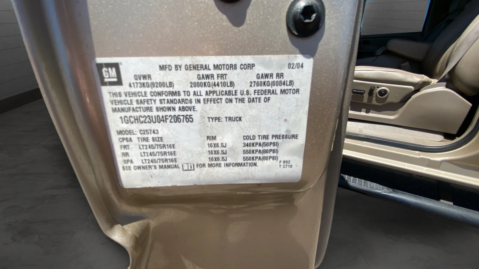 2004 Chevrolet Silverado 2500HD LS - Photo 43