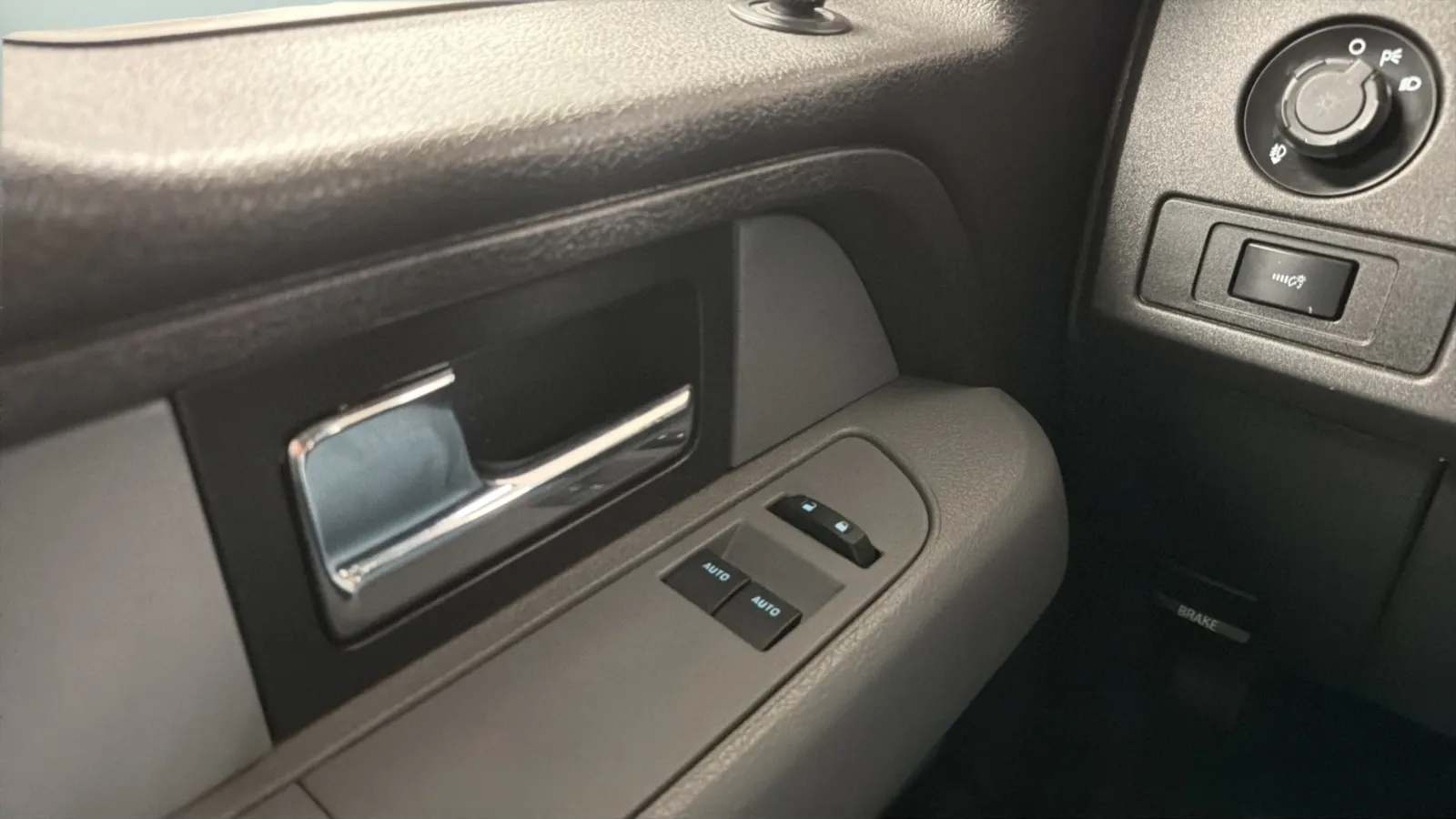 Ford F-150 photo 14