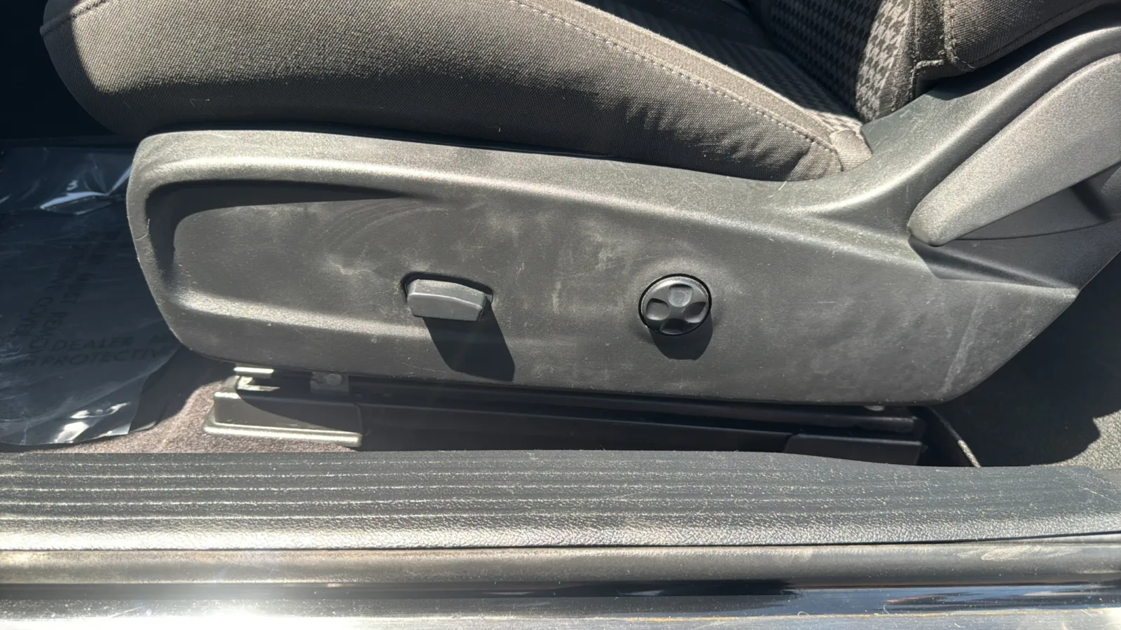 Dodge Challenger photo 17