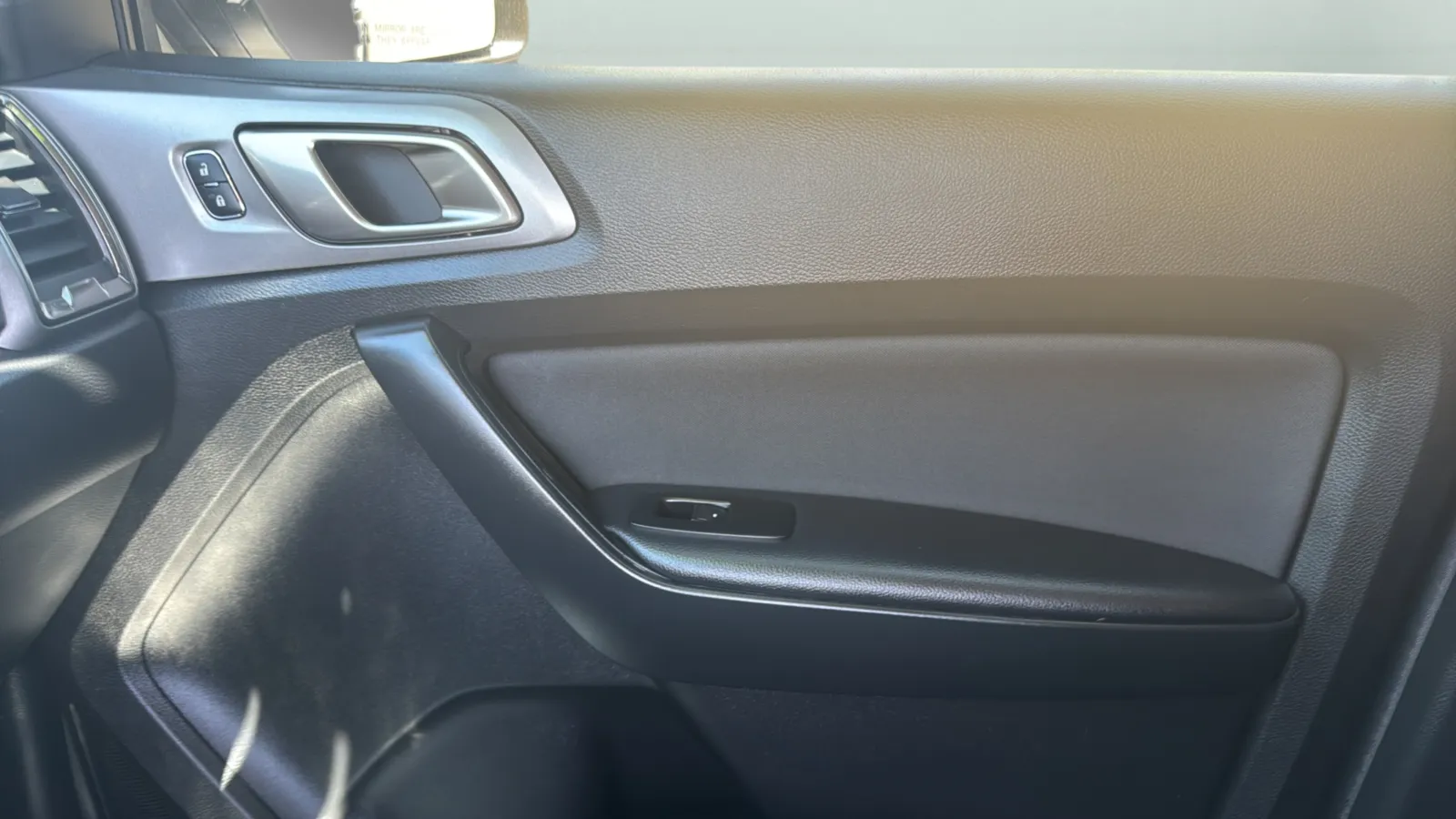 2022 Ford Ranger XLT - Photo 17