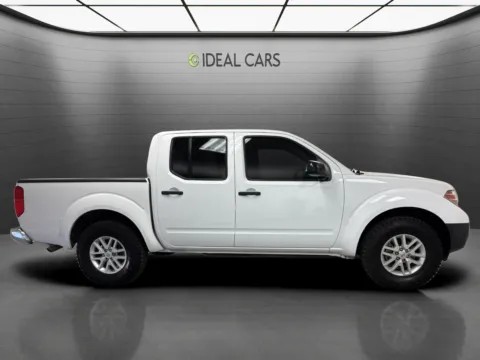 More photos of 2018 Nissan Frontier SV V6 at Ideal Cars - Broadway, AZ