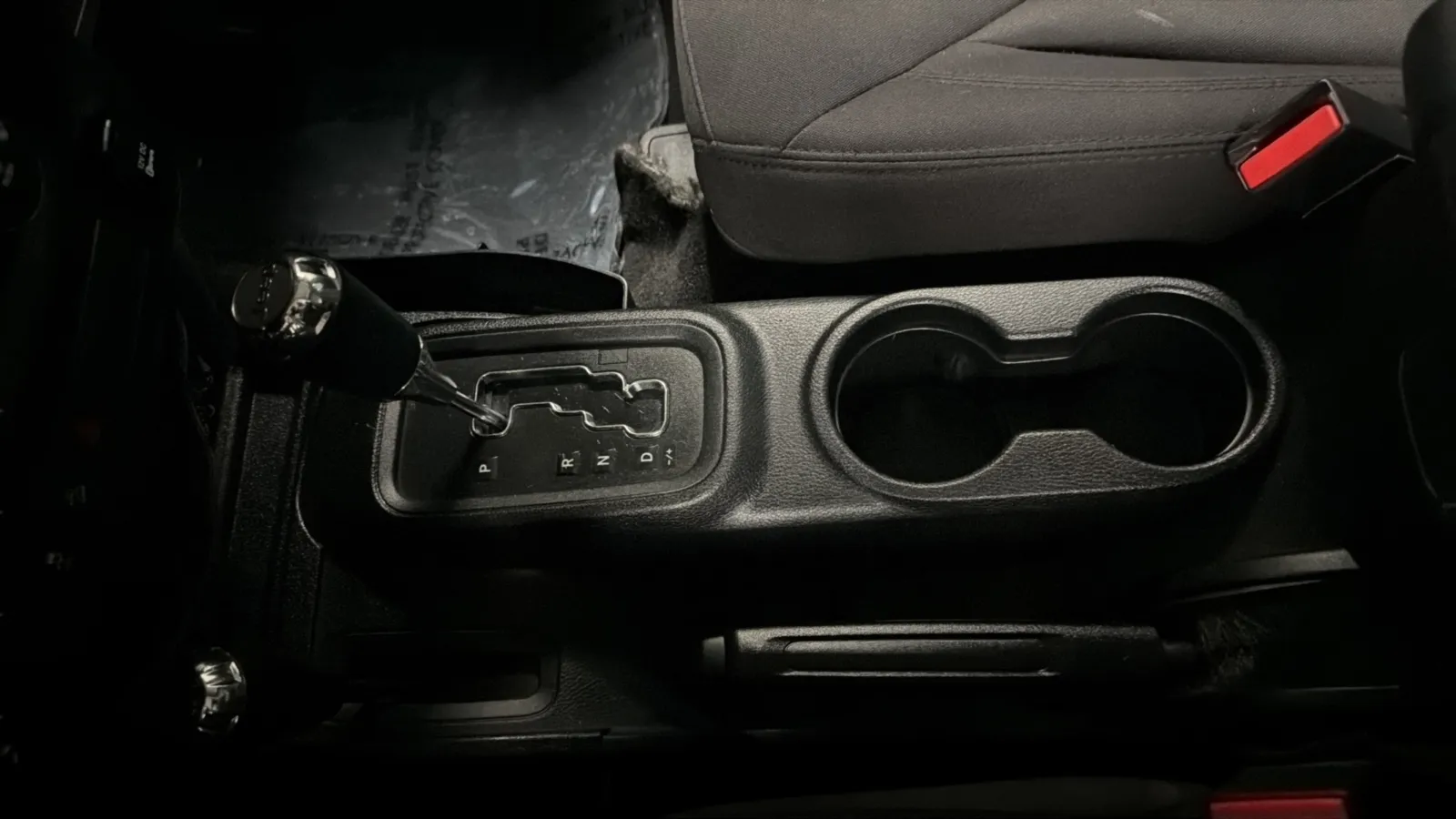 Jeep Wrangler photo 12