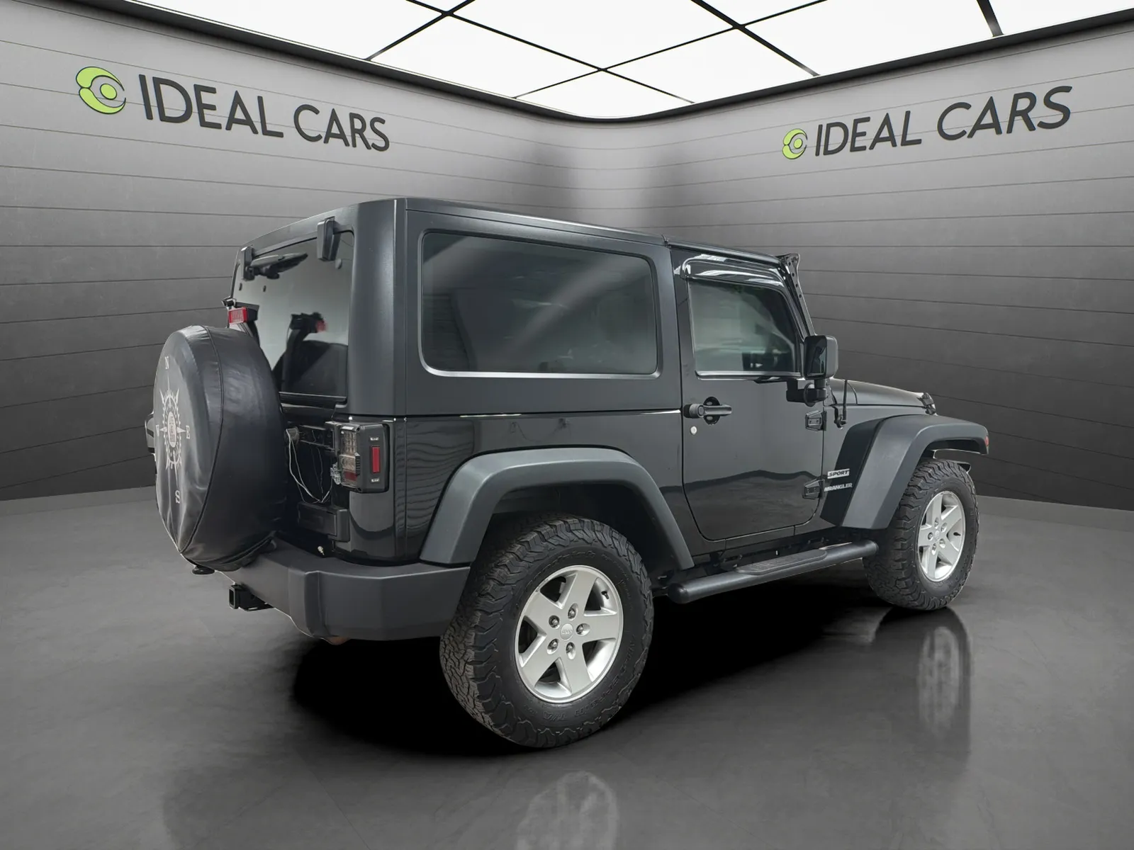 Jeep Wrangler photo 5
