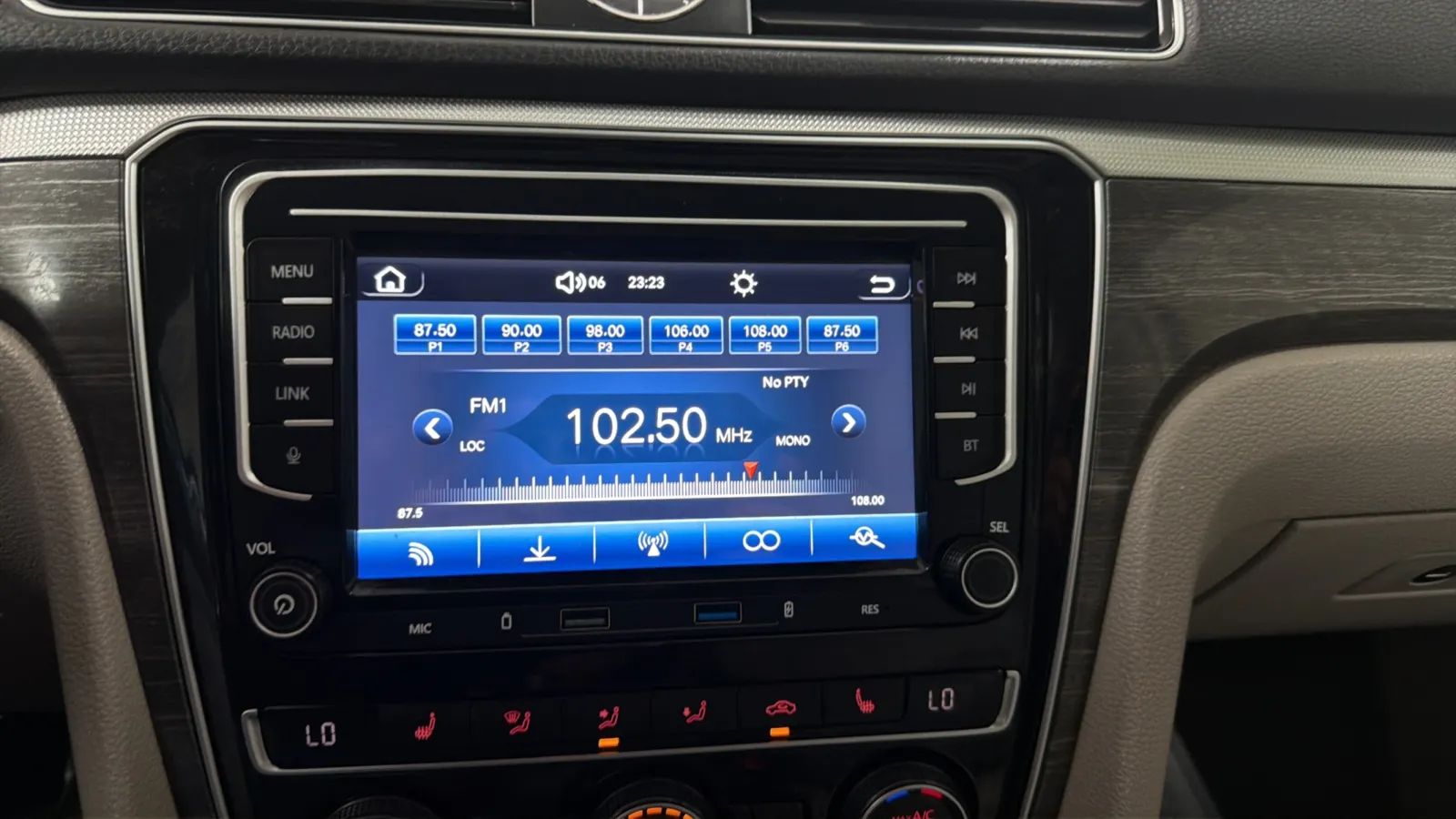 Volkswagen Passat photo 13