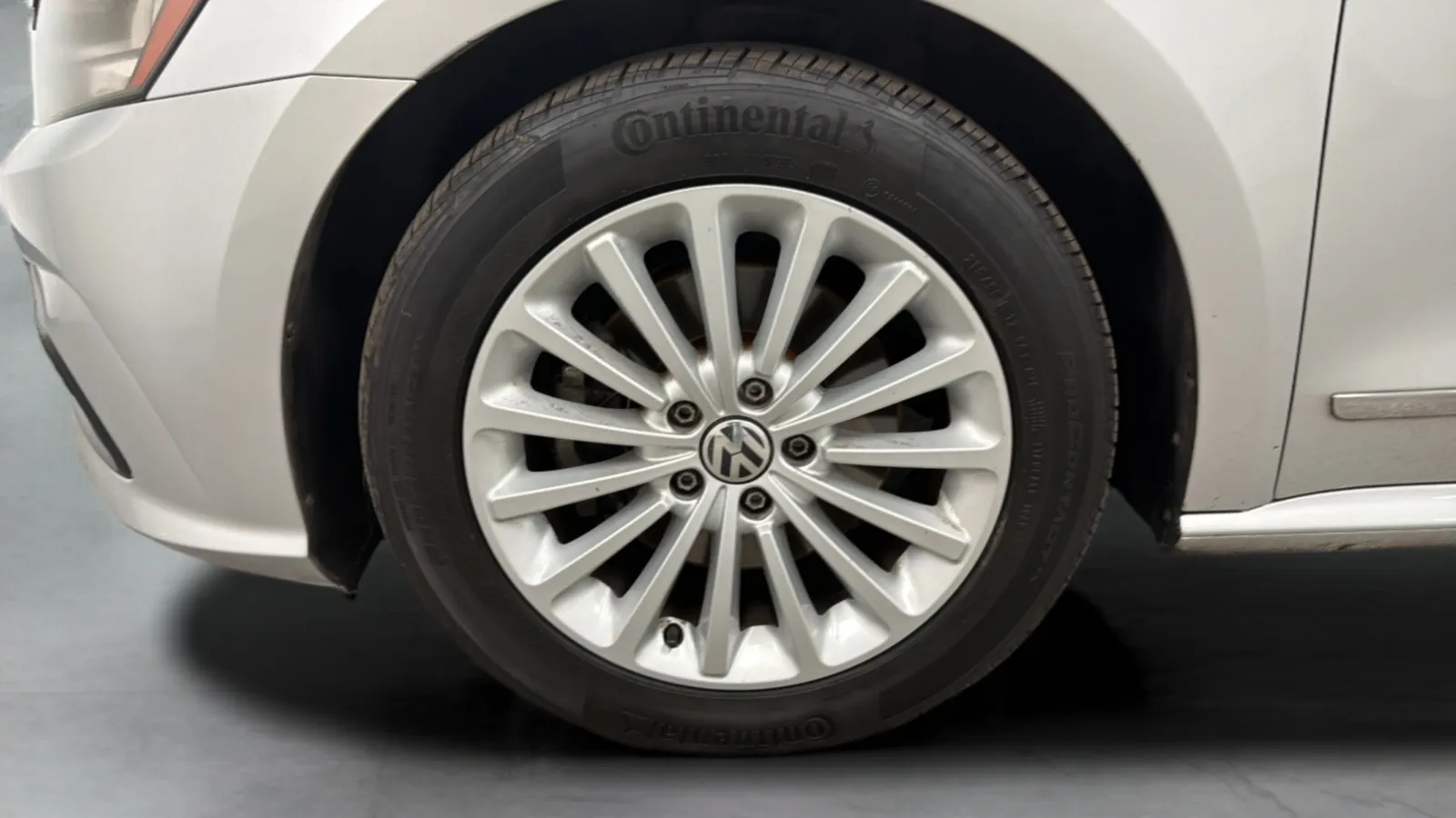 Volkswagen Passat photo 24