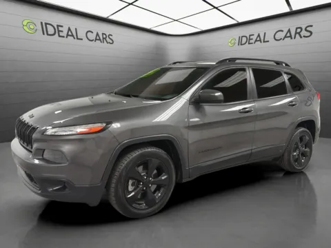 Gray 2018 Jeep Cherokee Latitude for sale in Mesa, AZ