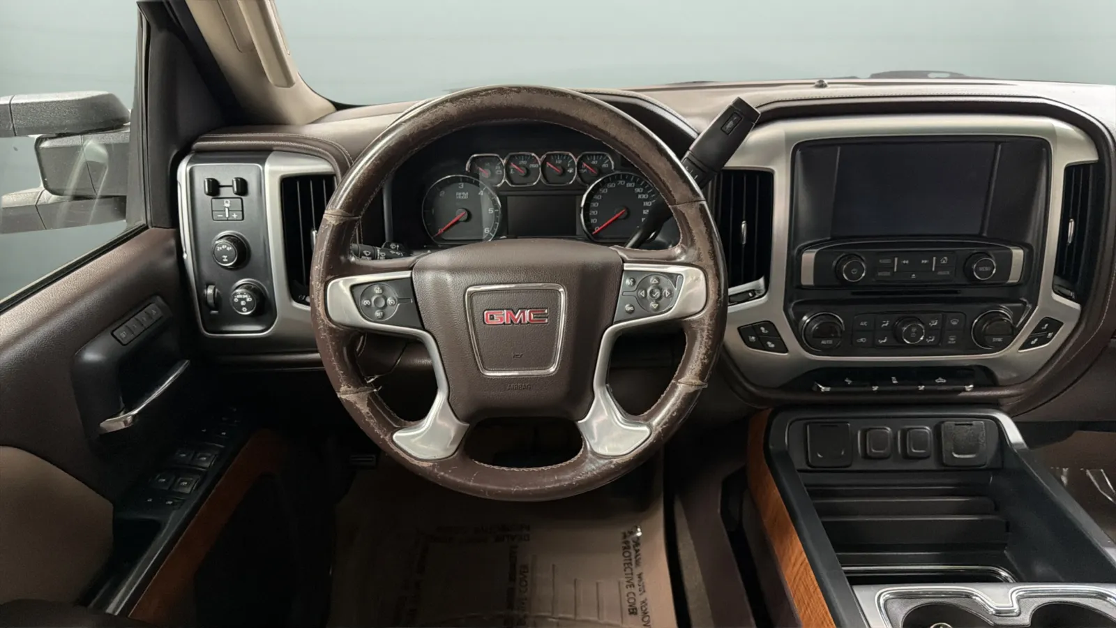 GMC Sierra photo 10