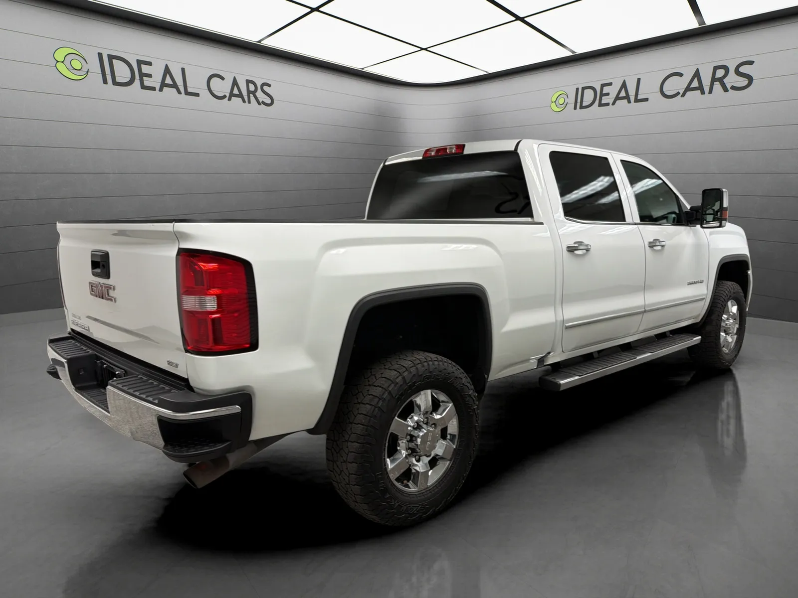 GMC Sierra photo 5