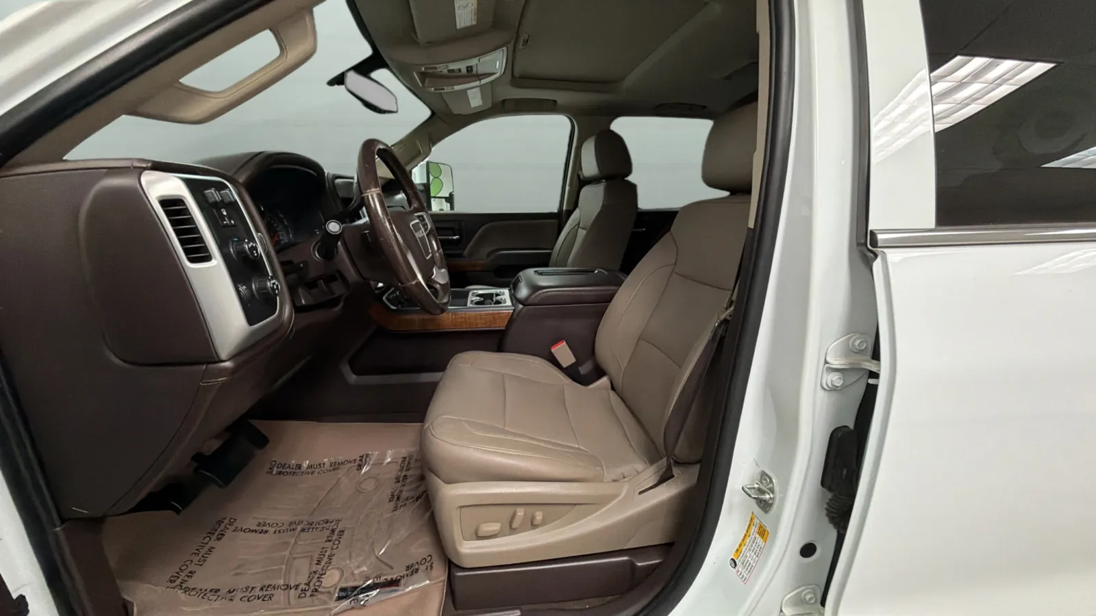 GMC Sierra photo 19