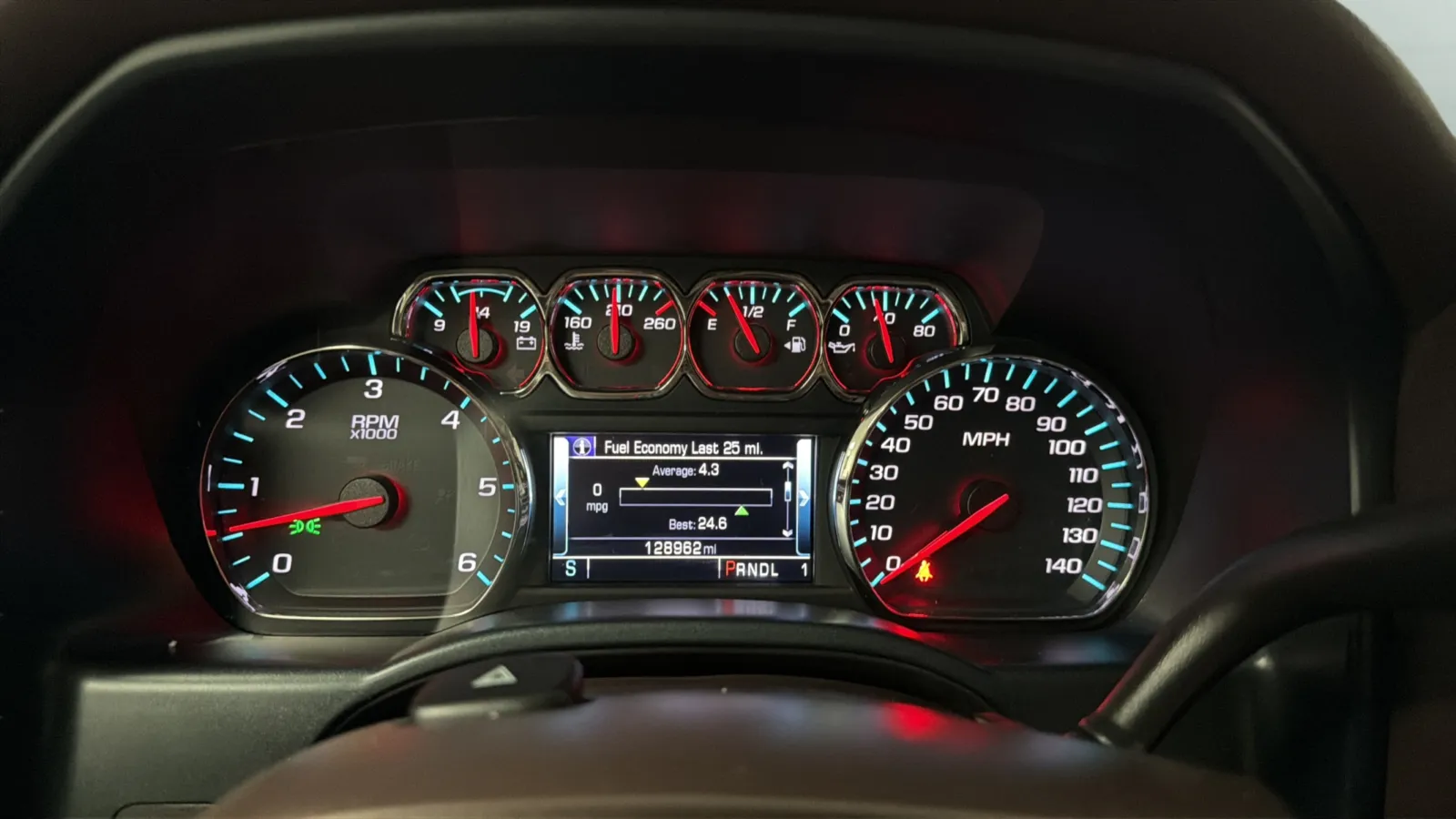 GMC Sierra photo 11